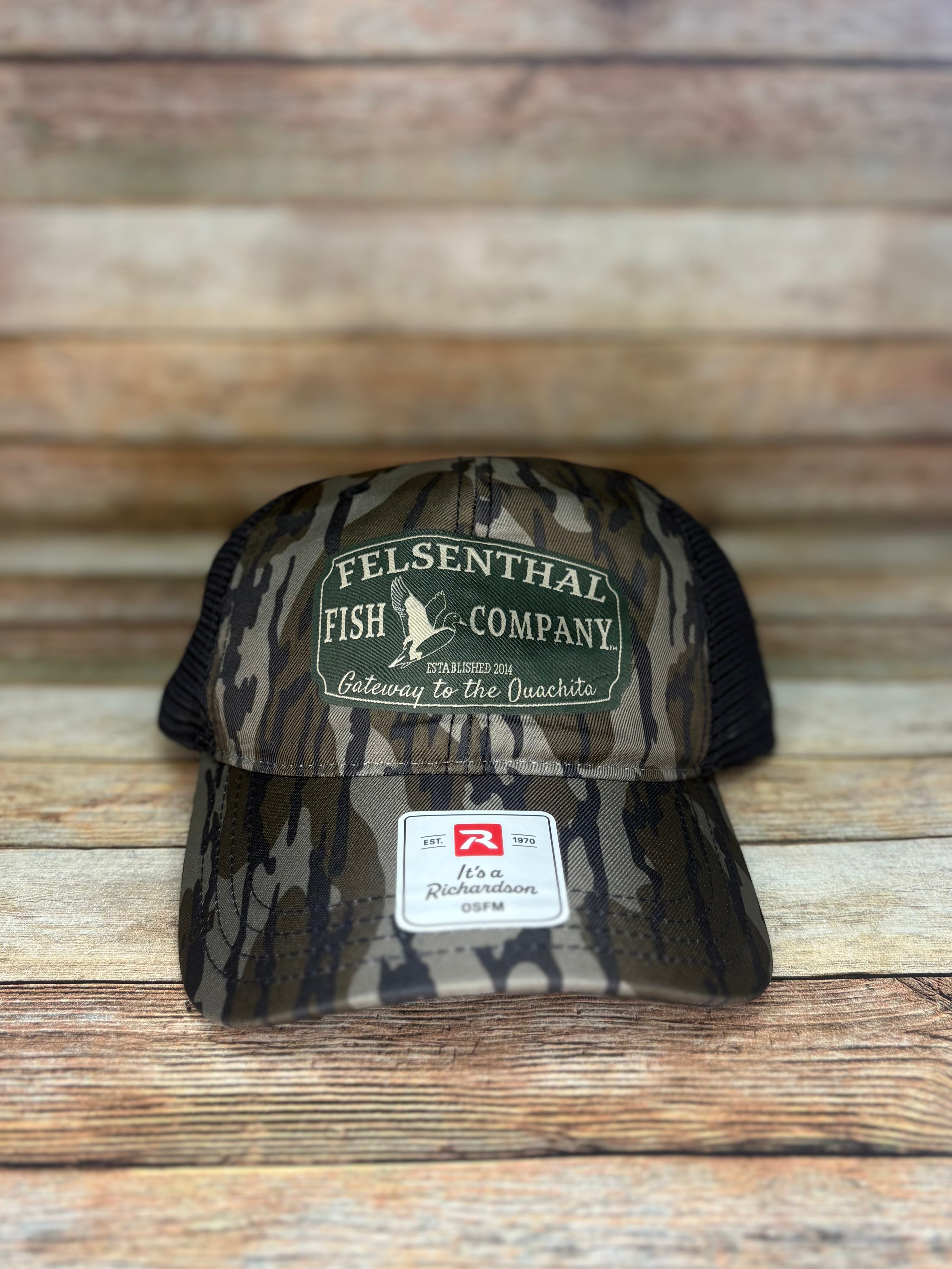 Richardson 111 Bottomland/Black Hat